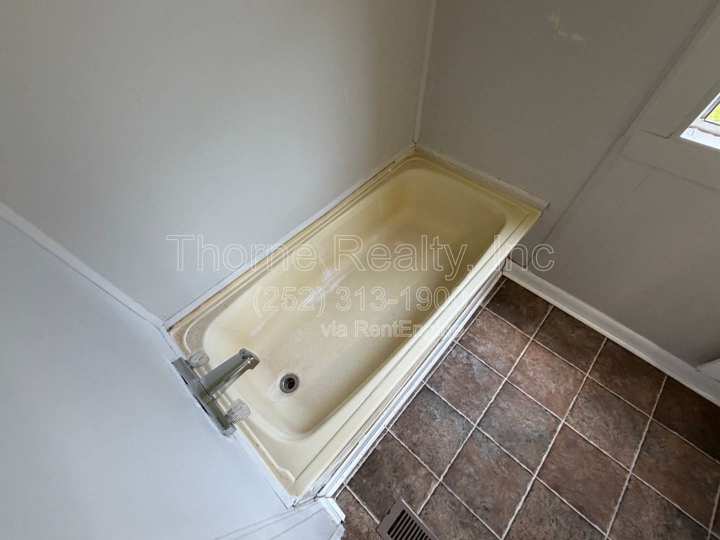 Gallery Image 18