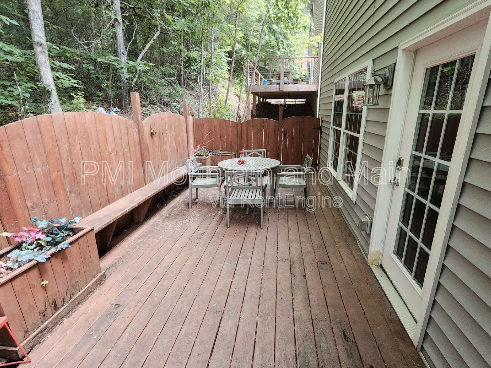 Gallery Image 18