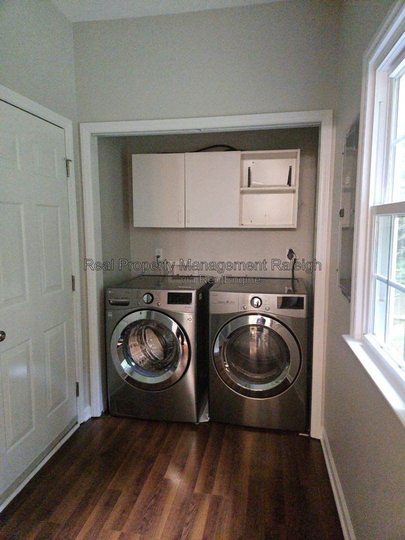Gallery Image 15