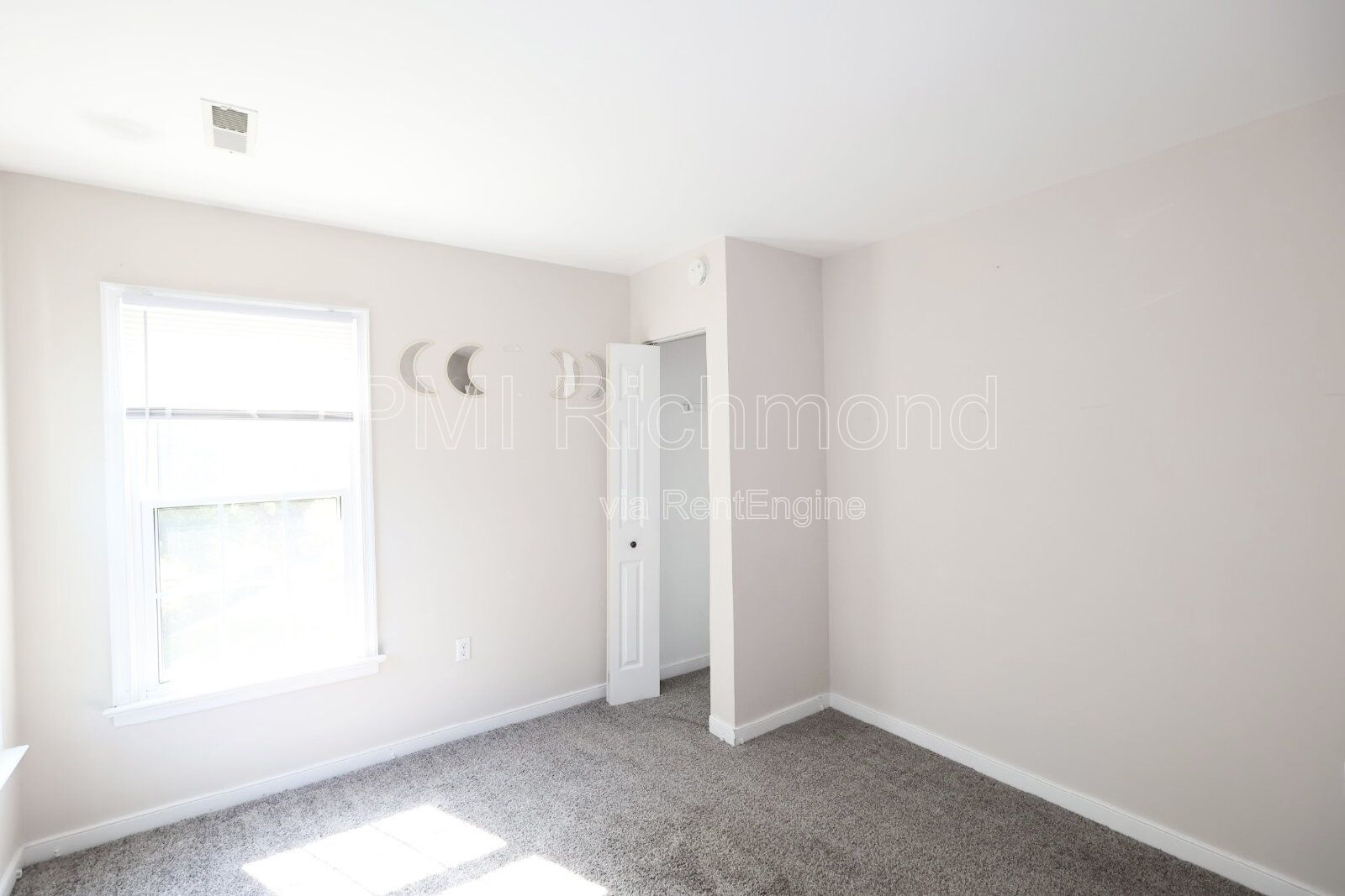 Gallery Image 31