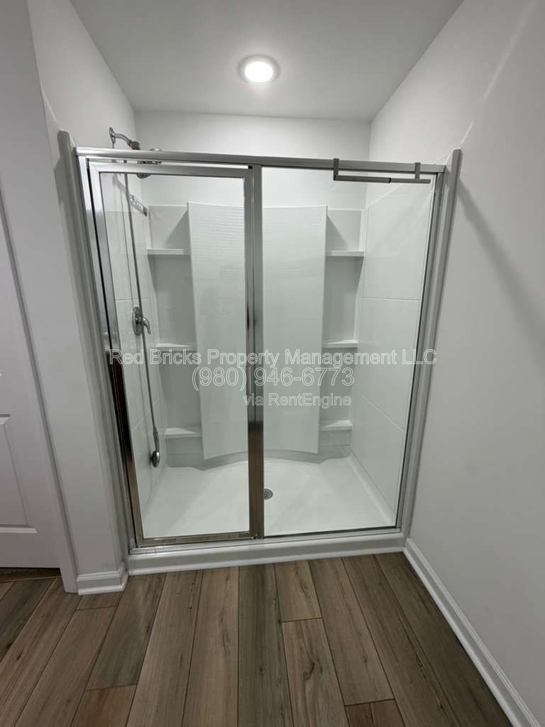 Gallery Image 24