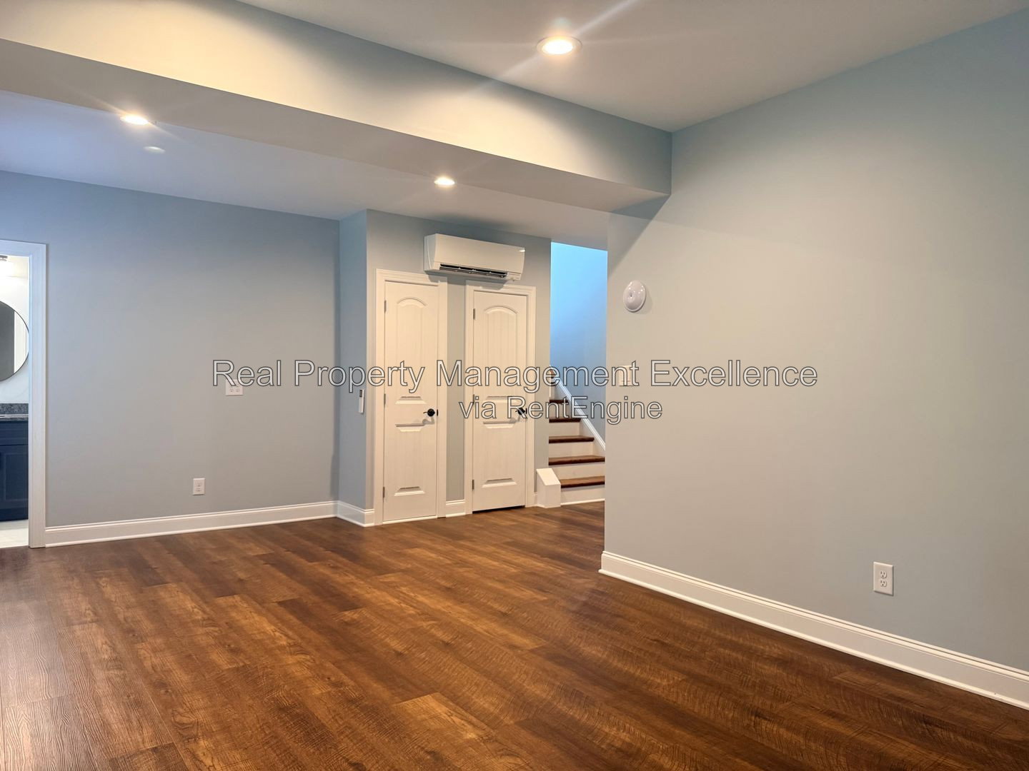 Gallery Image 19
