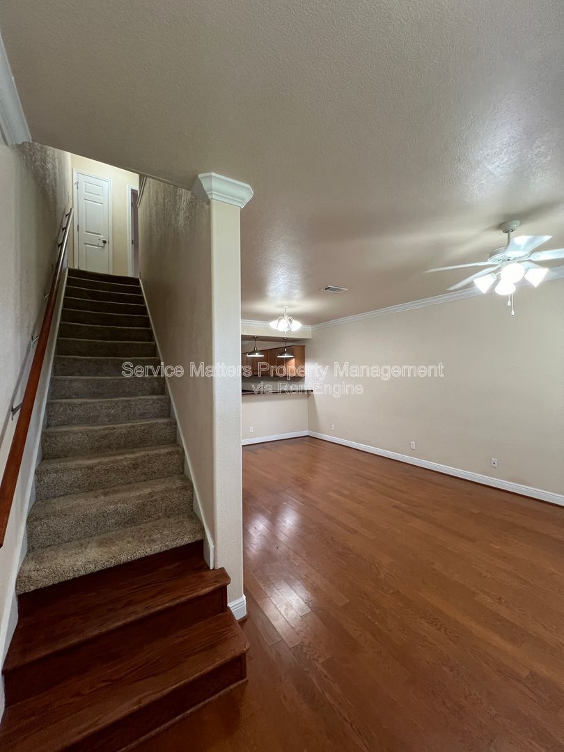 Gallery Image 16