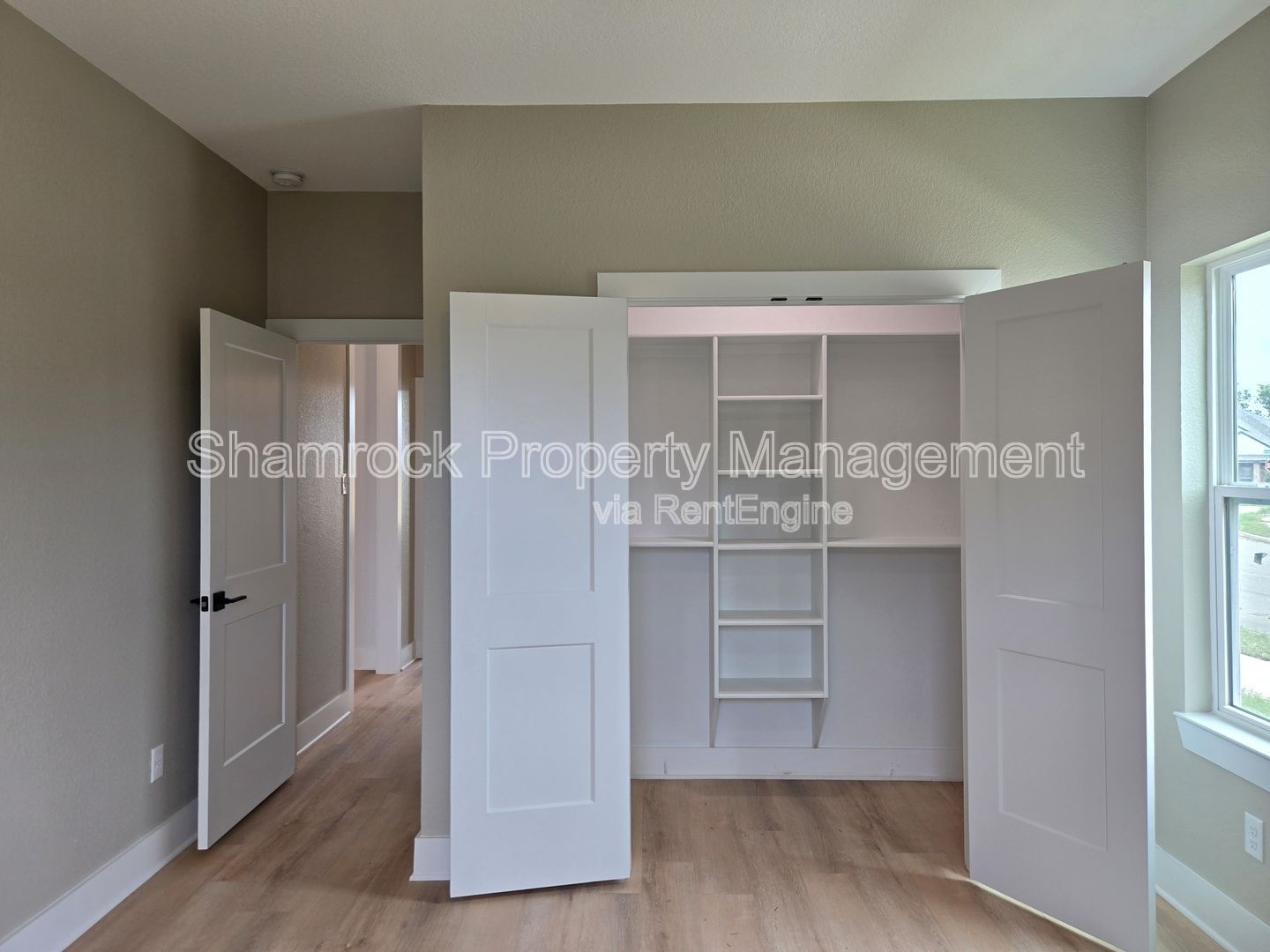 Gallery Image 21