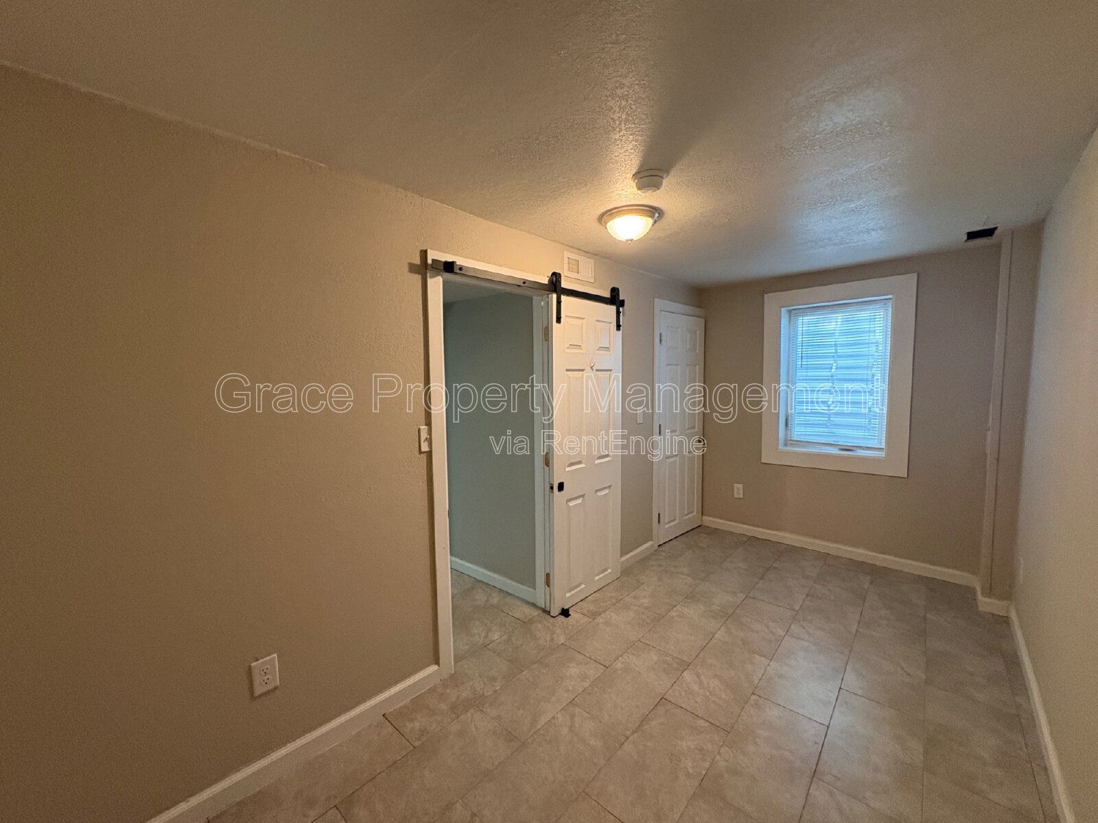 Gallery Image 16