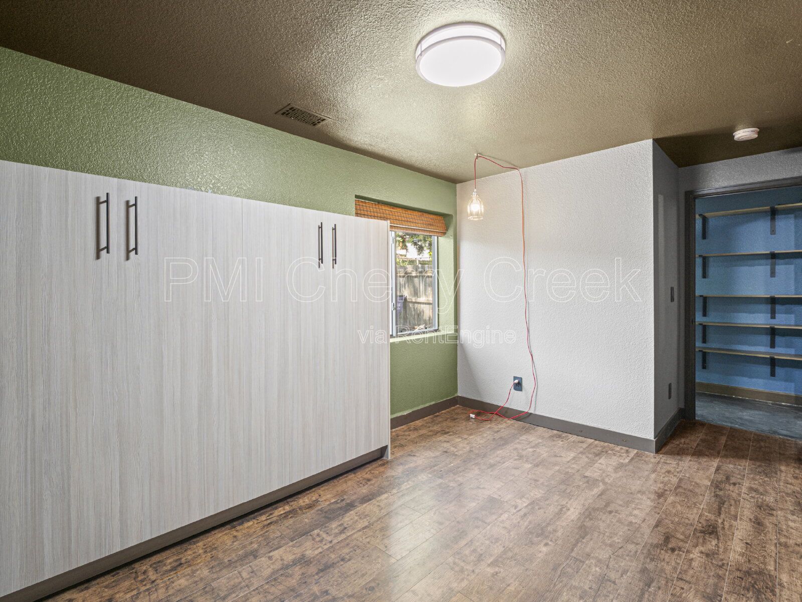 Gallery Image 16