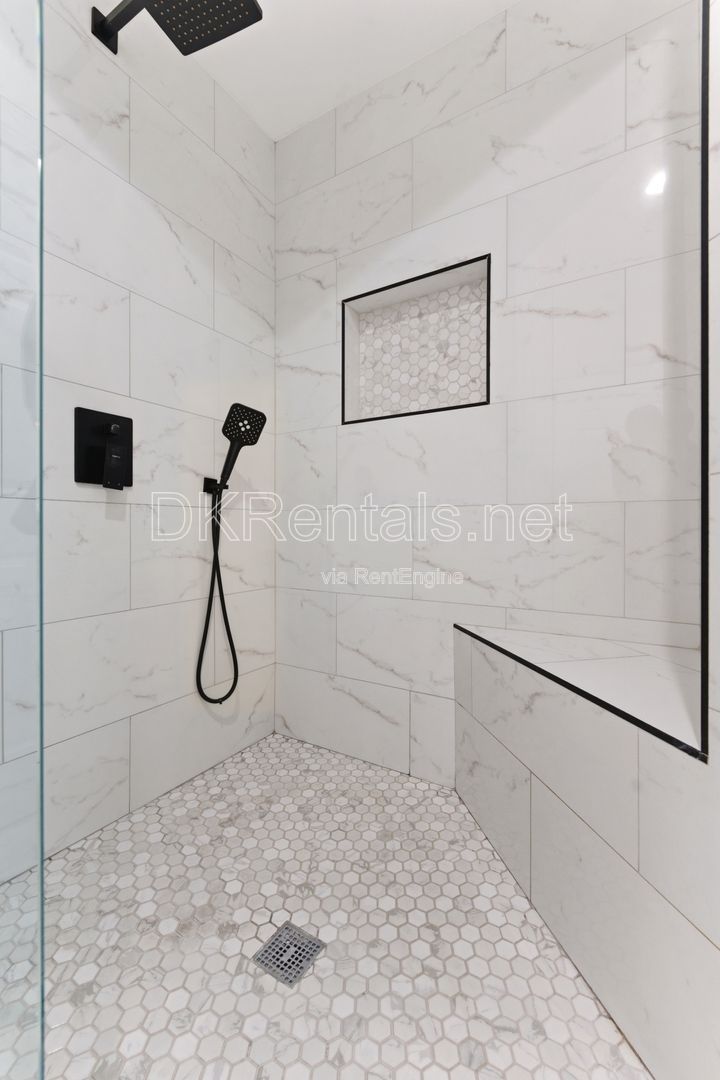 Gallery Image 30