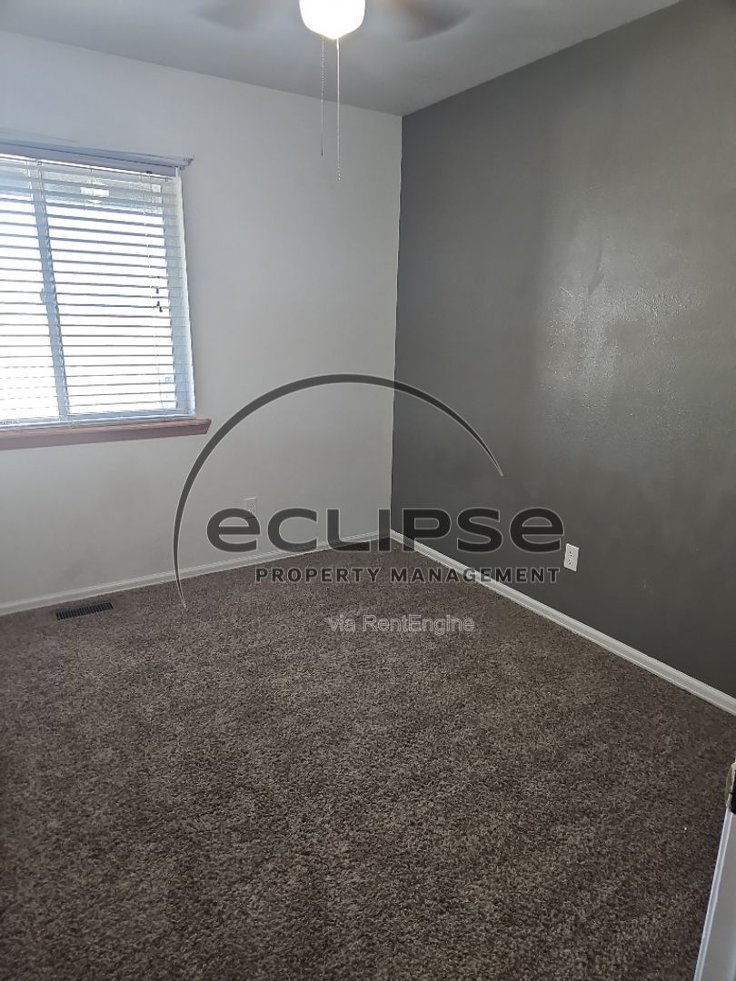 Gallery Image 16