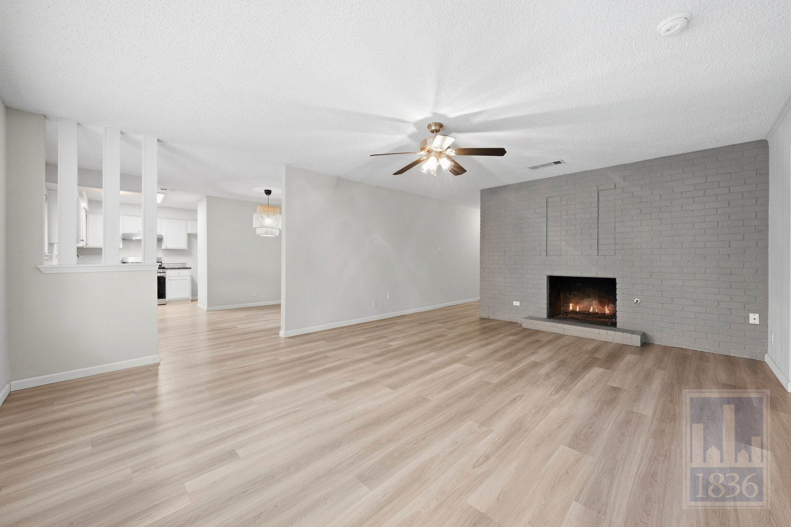 Gallery Image 19