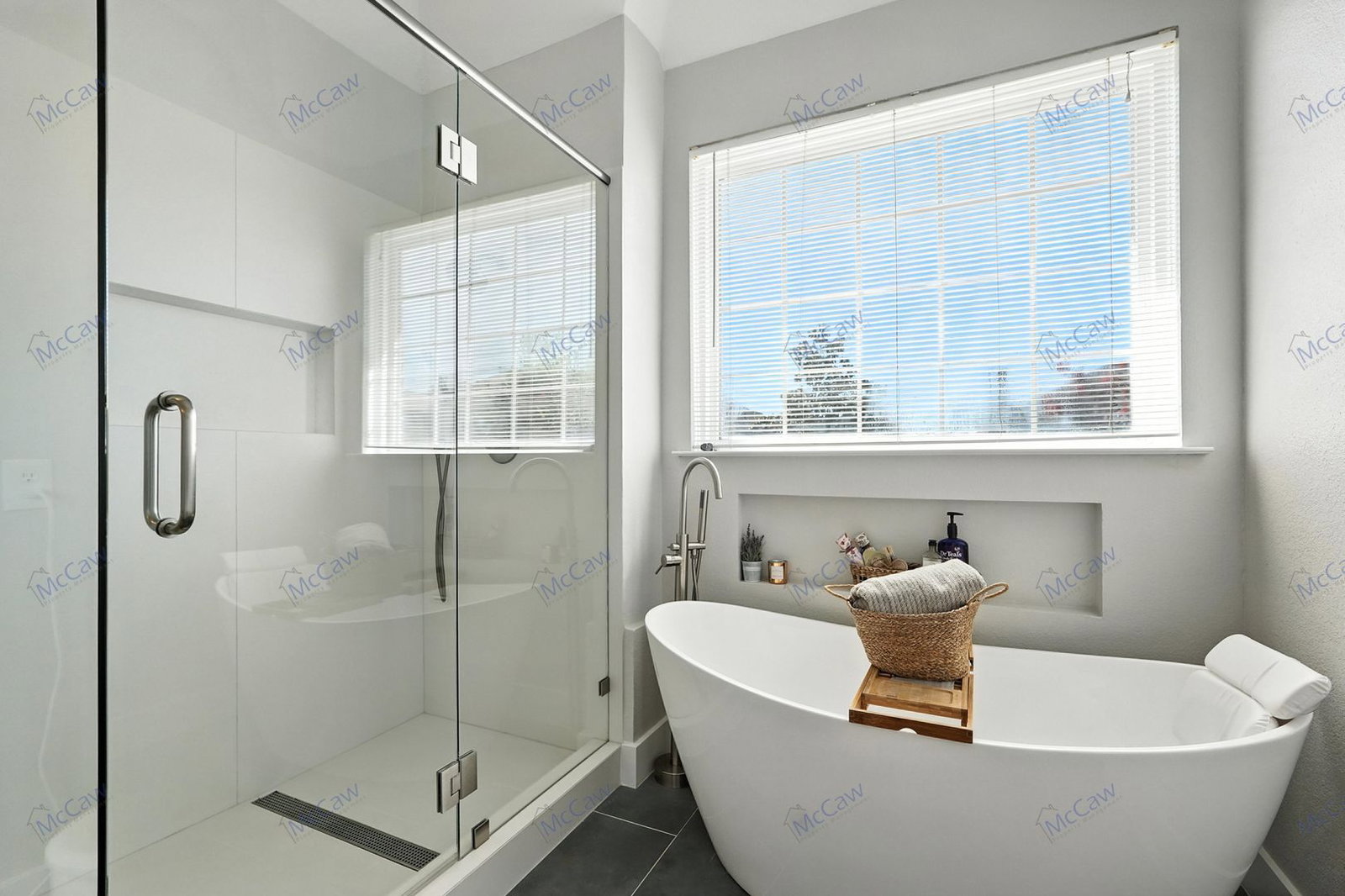 Gallery Image 17