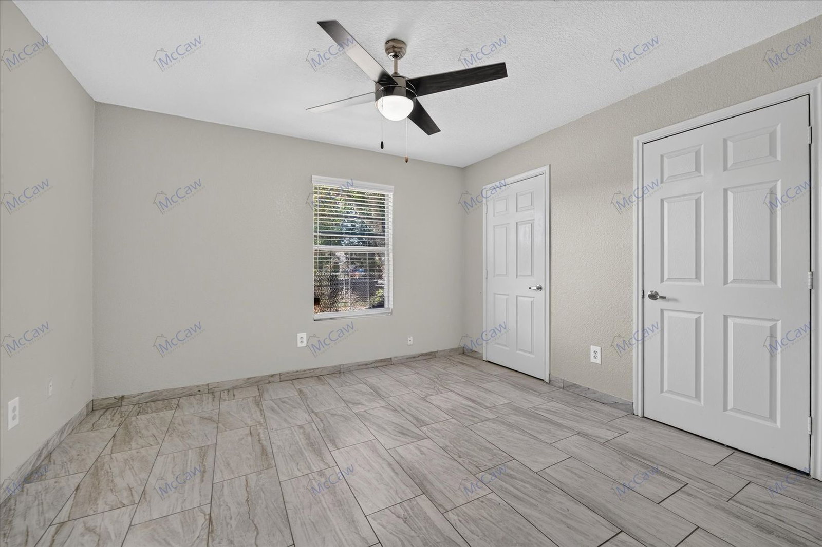 Gallery Image 19