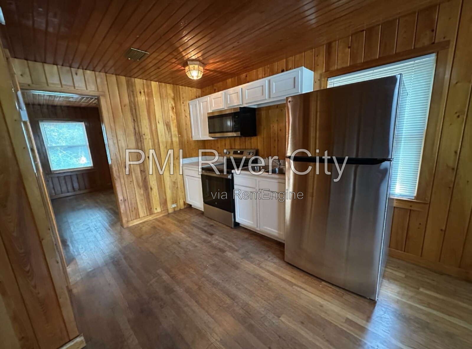 Gallery Image 0