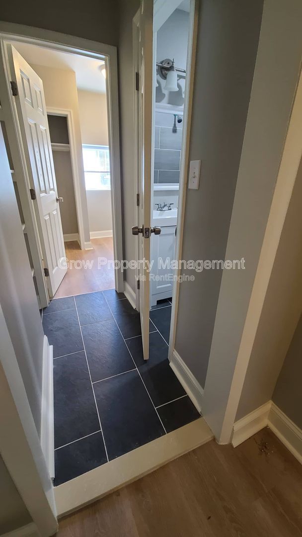 Gallery Image 13
