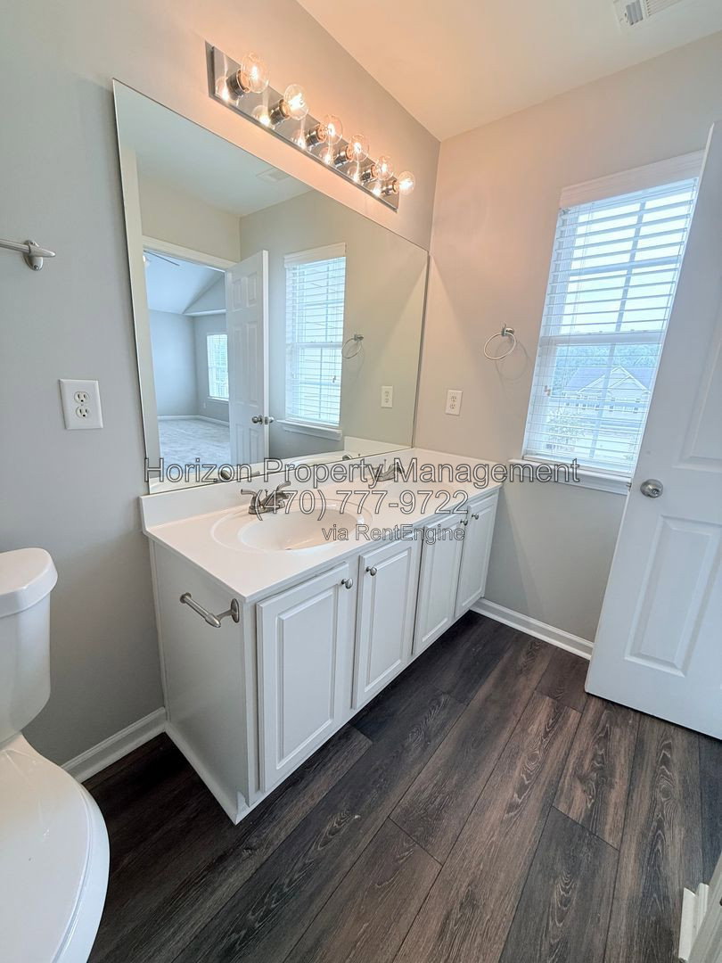 Gallery Image 16