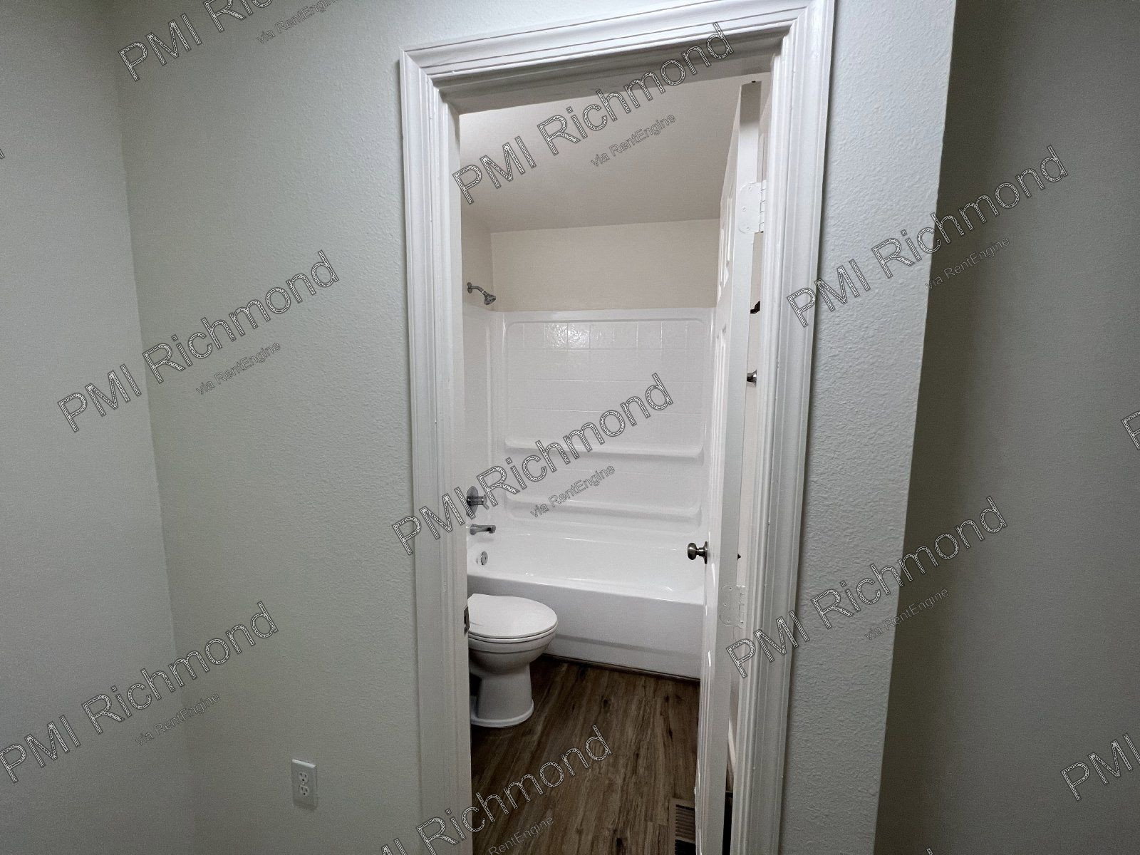 Gallery Image 27