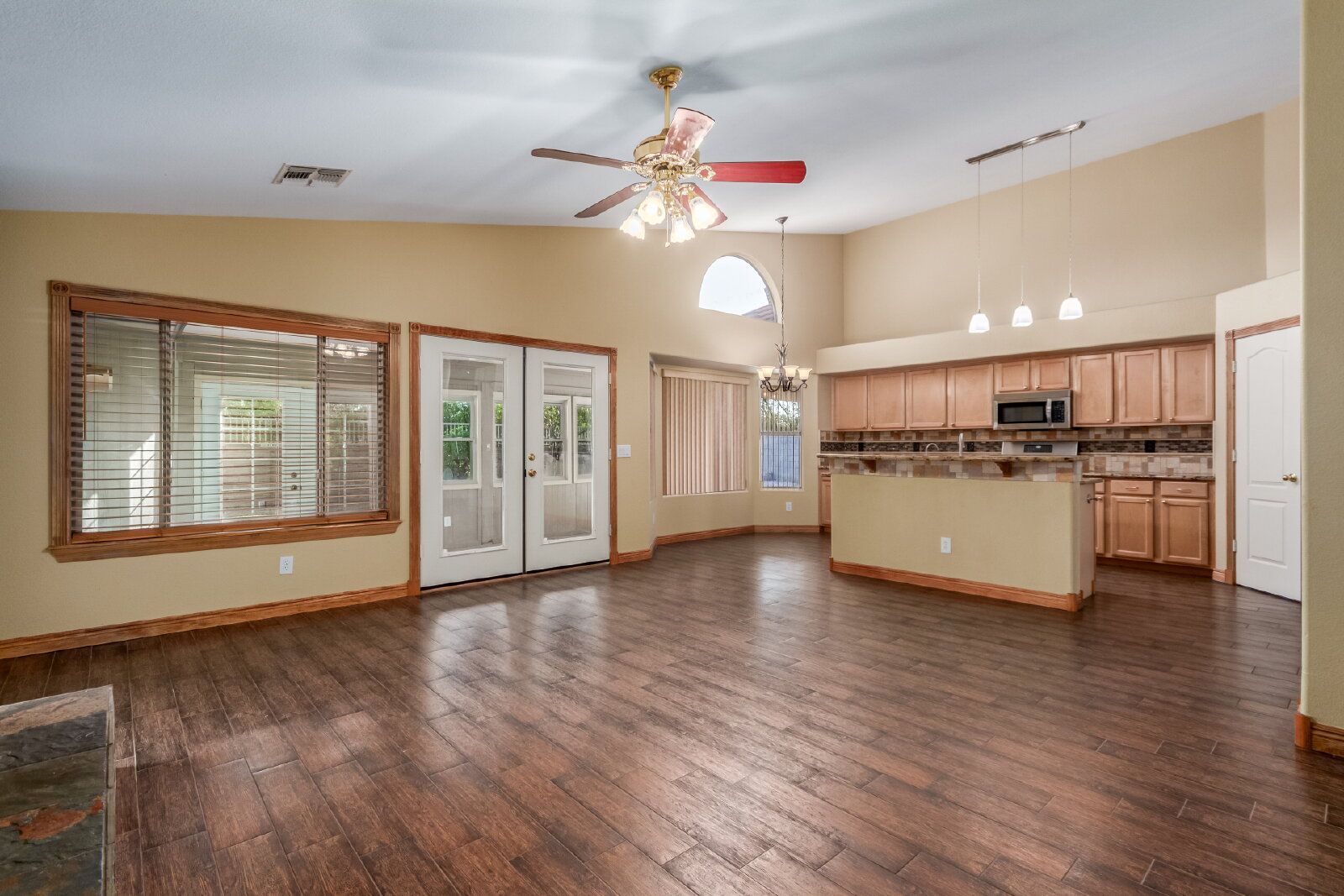 Gallery Image 15