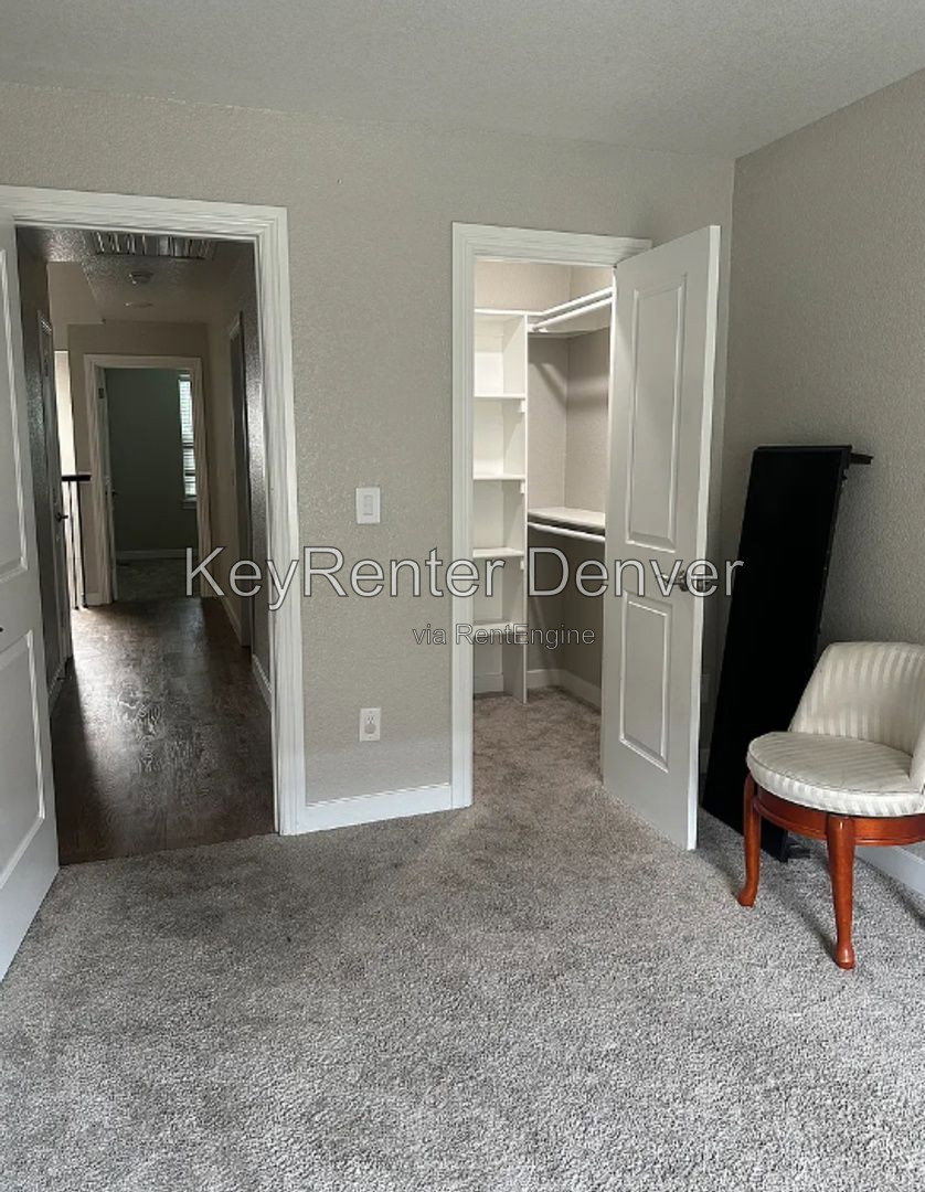 Gallery Image 19