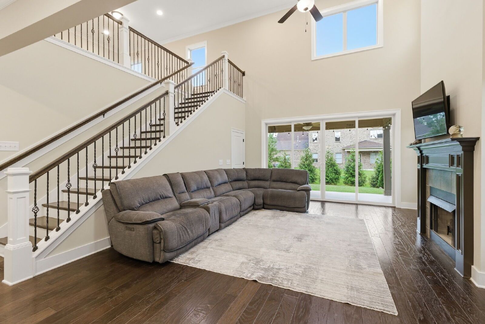 Gallery Image 19