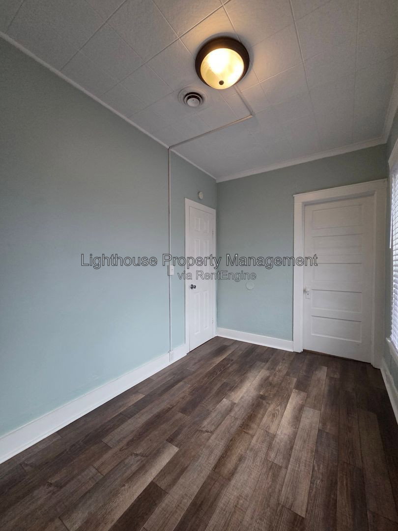 Gallery Image 6