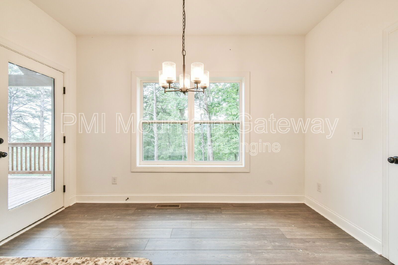 Gallery Image 18
