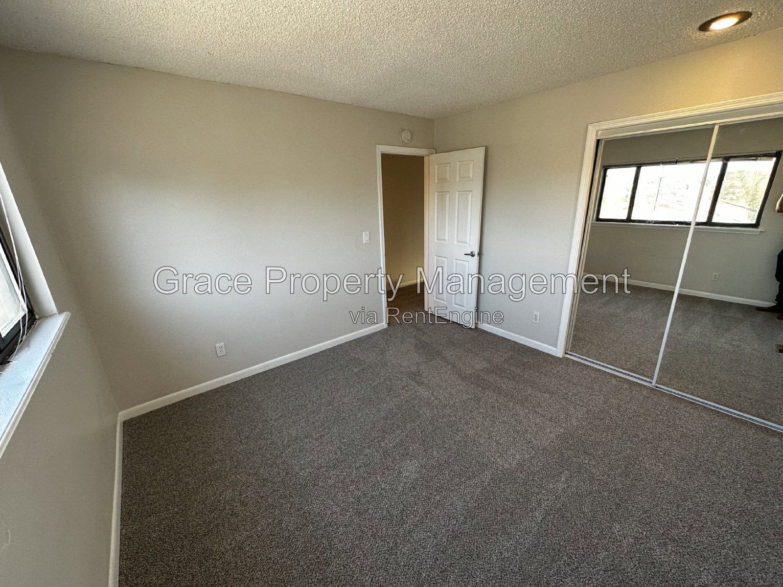 Gallery Image 28