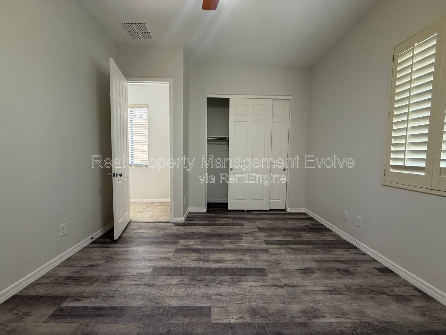 Gallery Image 36