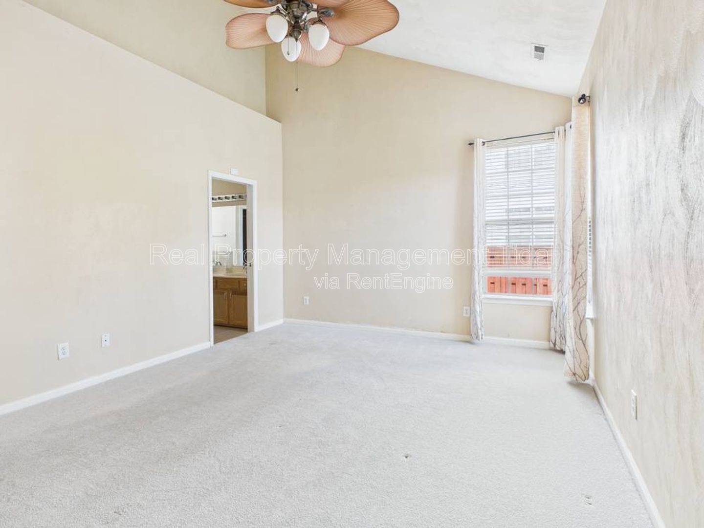 Gallery Image 26
