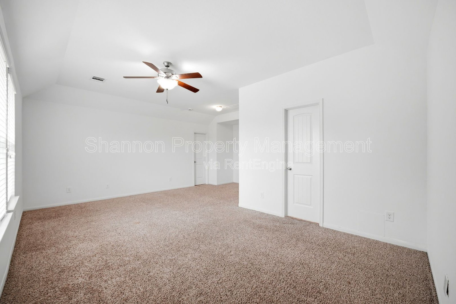 Gallery Image 31