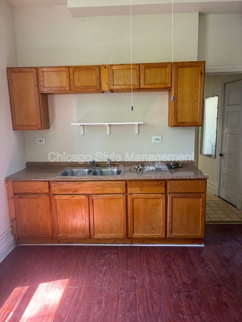 Gallery Image 15