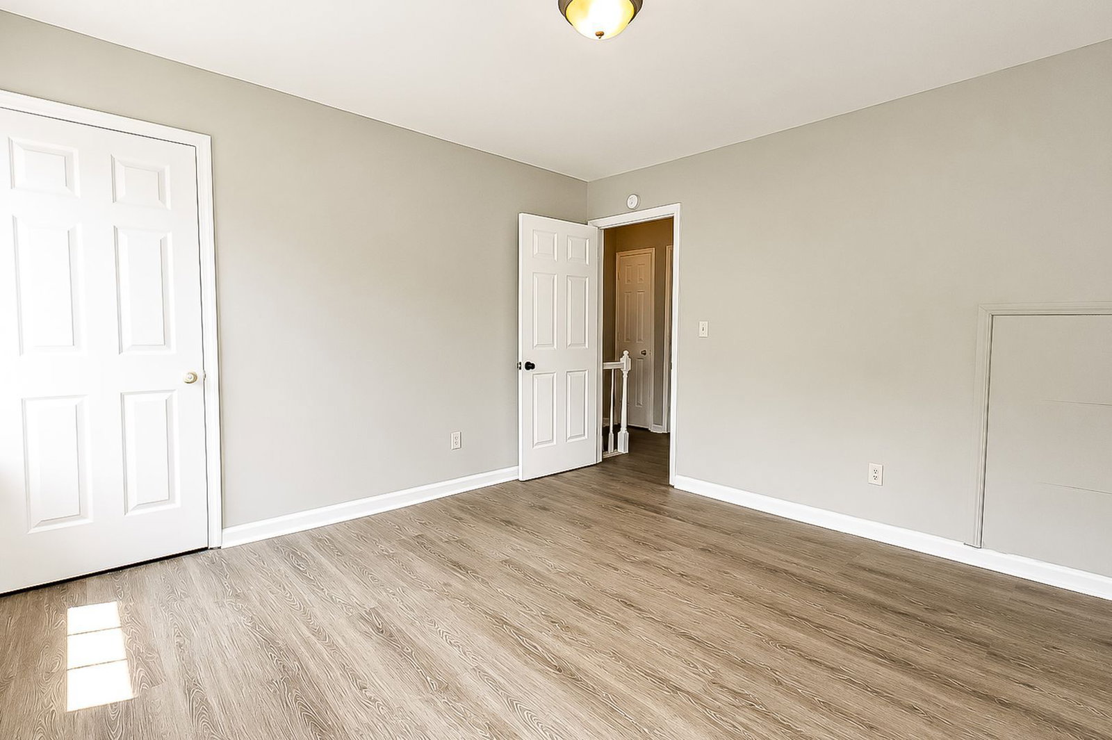 Gallery Image 13