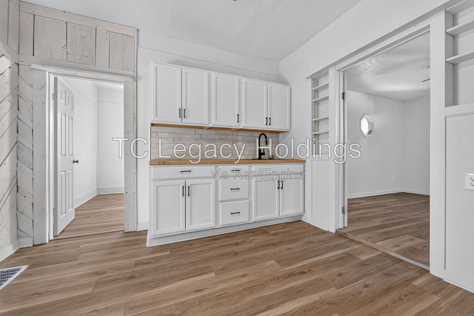 Gallery Image 15
