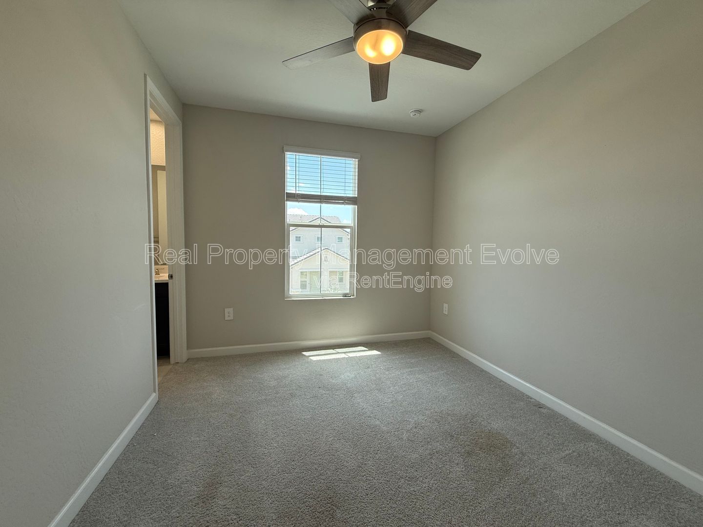 Gallery Image 29