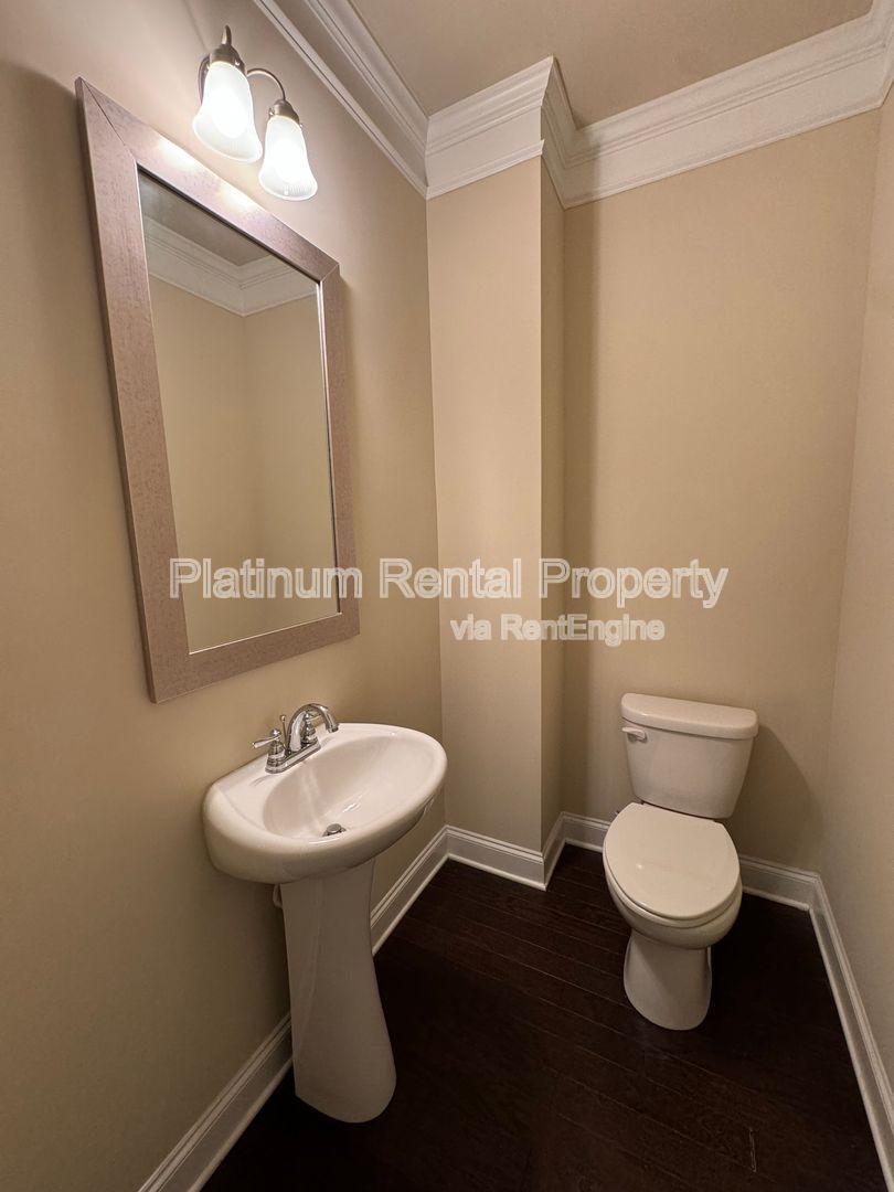 Gallery Image 15