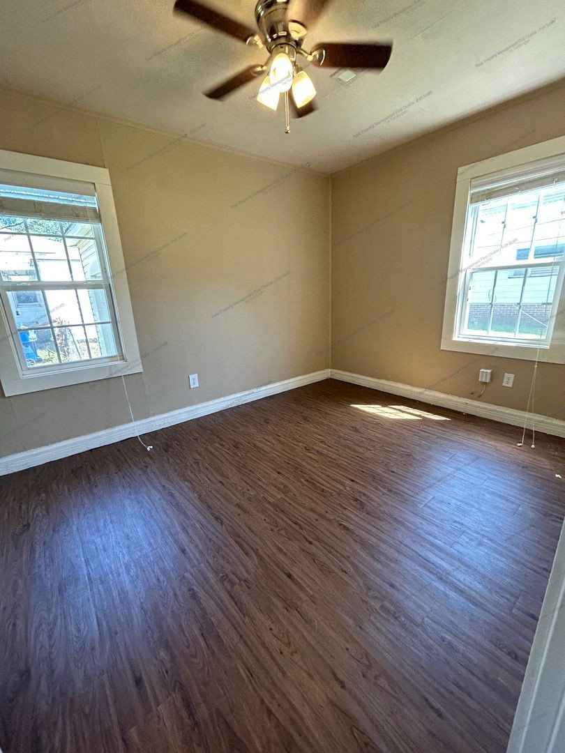Gallery Image 9