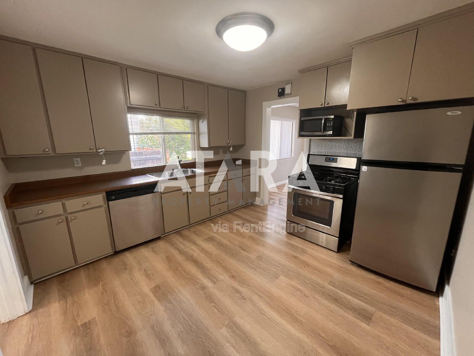 Gallery Image 10