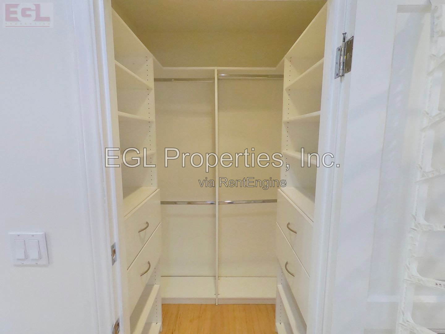Gallery Image 19
