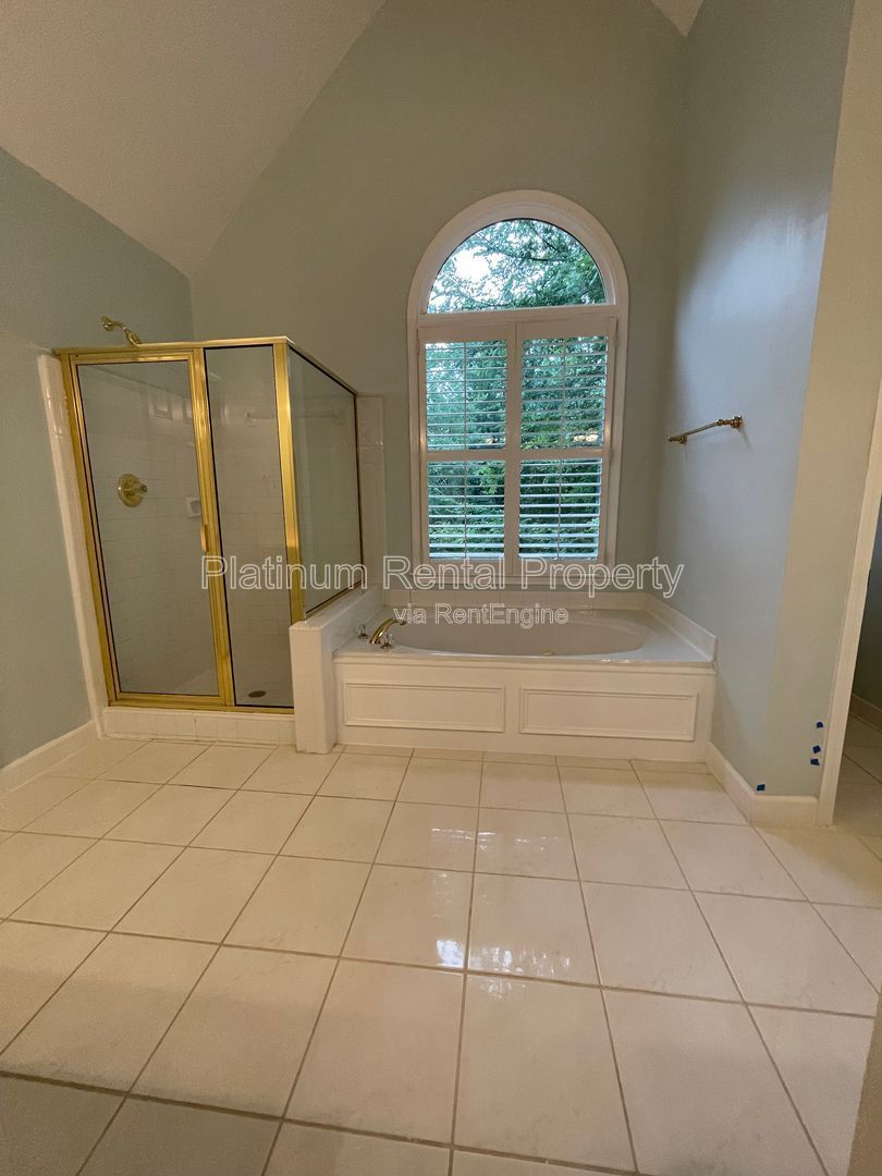 Gallery Image 46
