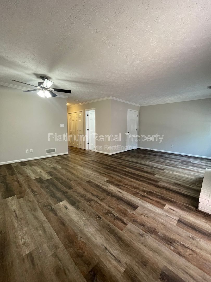 Gallery Image 68