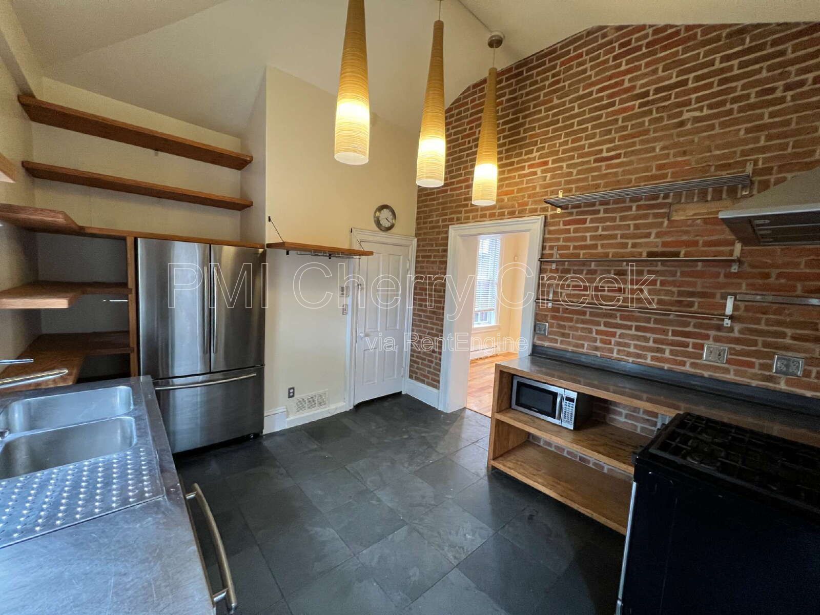 Gallery Image 16