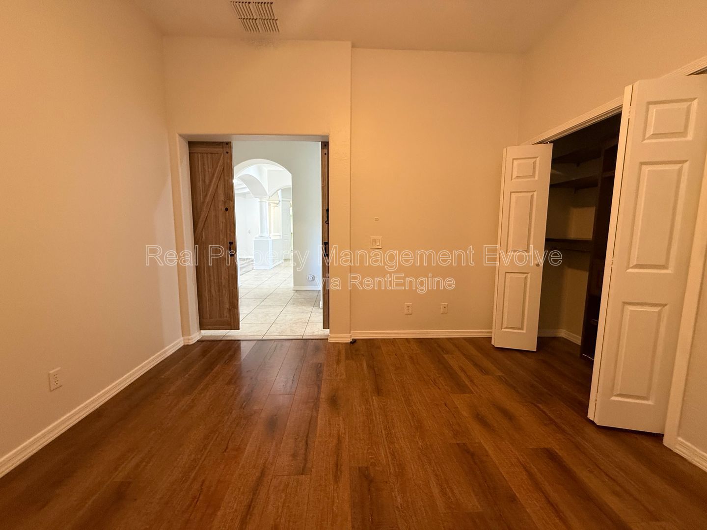 Gallery Image 30
