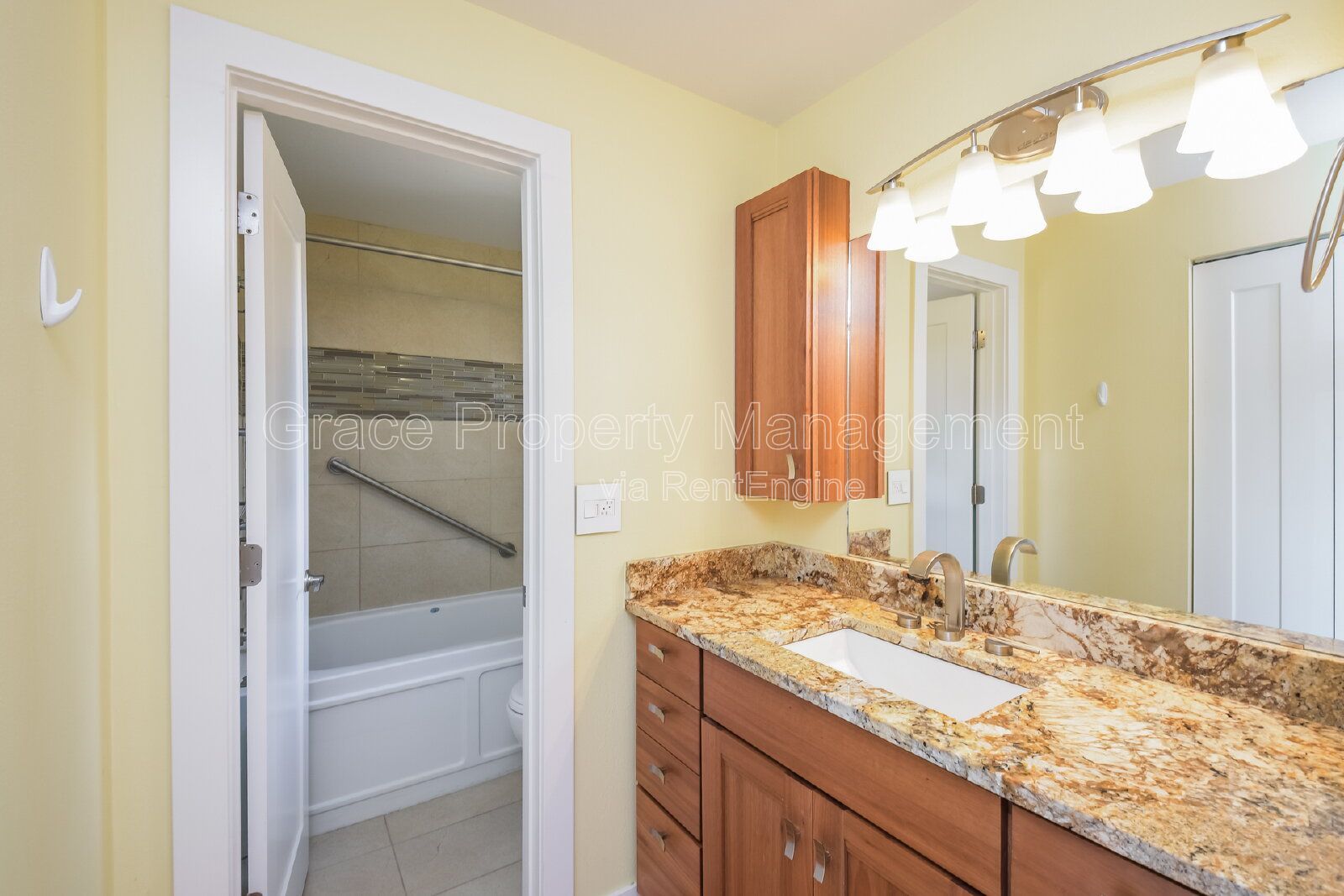Gallery Image 15