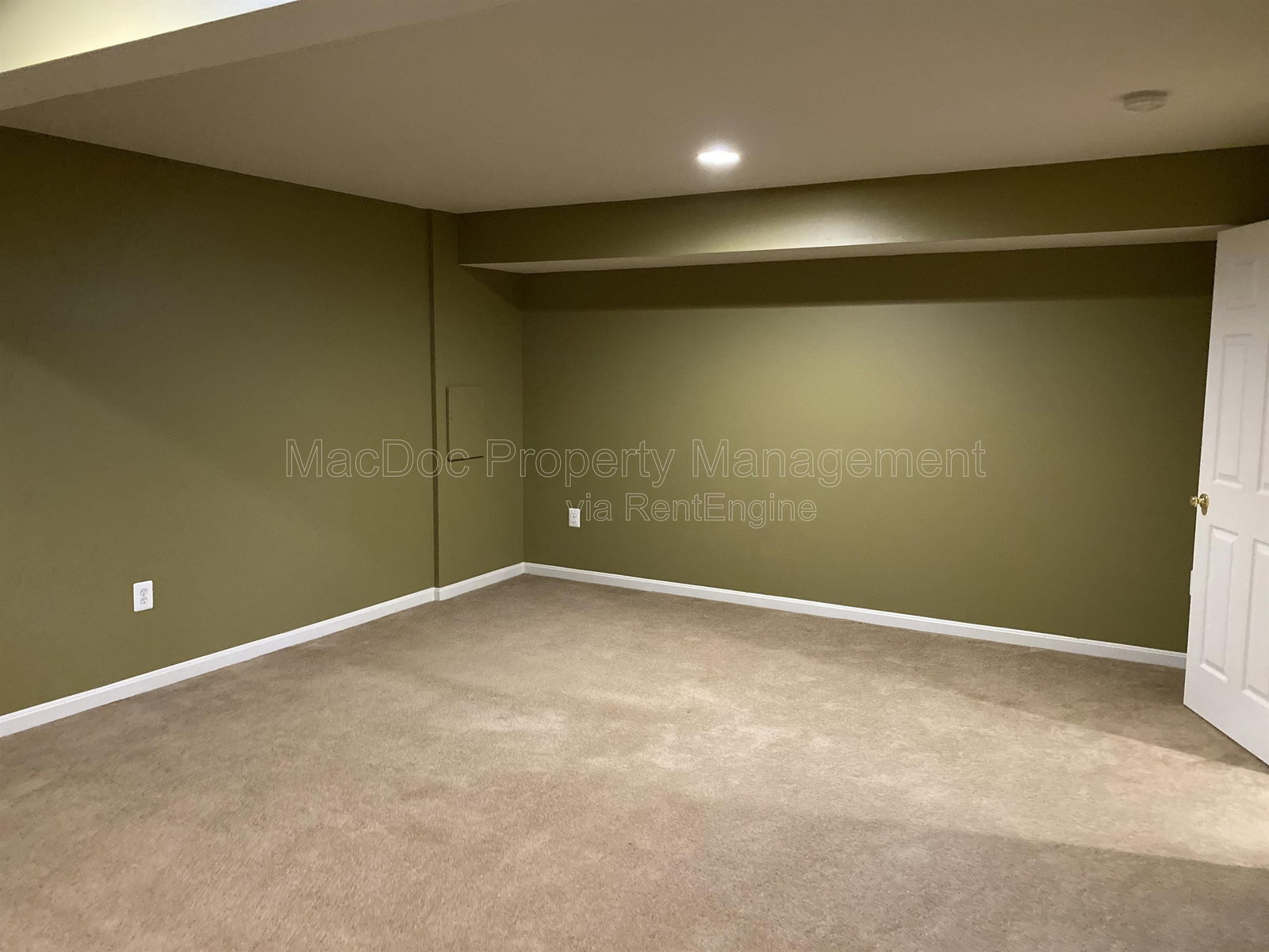 Gallery Image 63