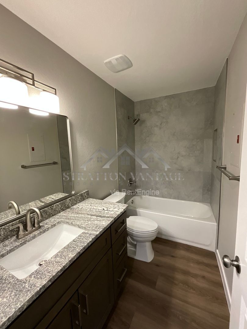 Gallery Image 17