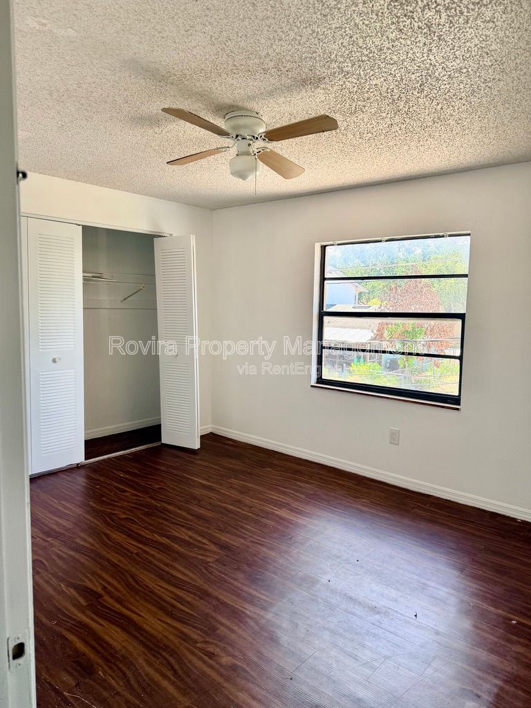 Gallery Image 0