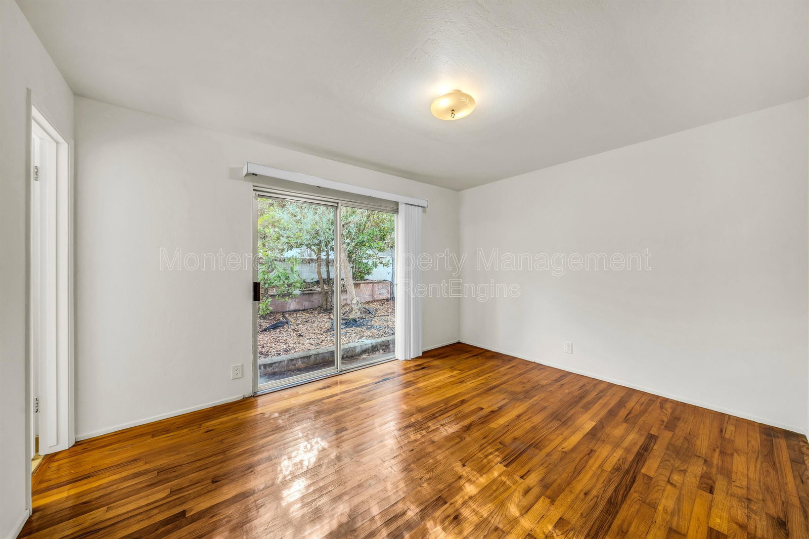 Gallery Image 17