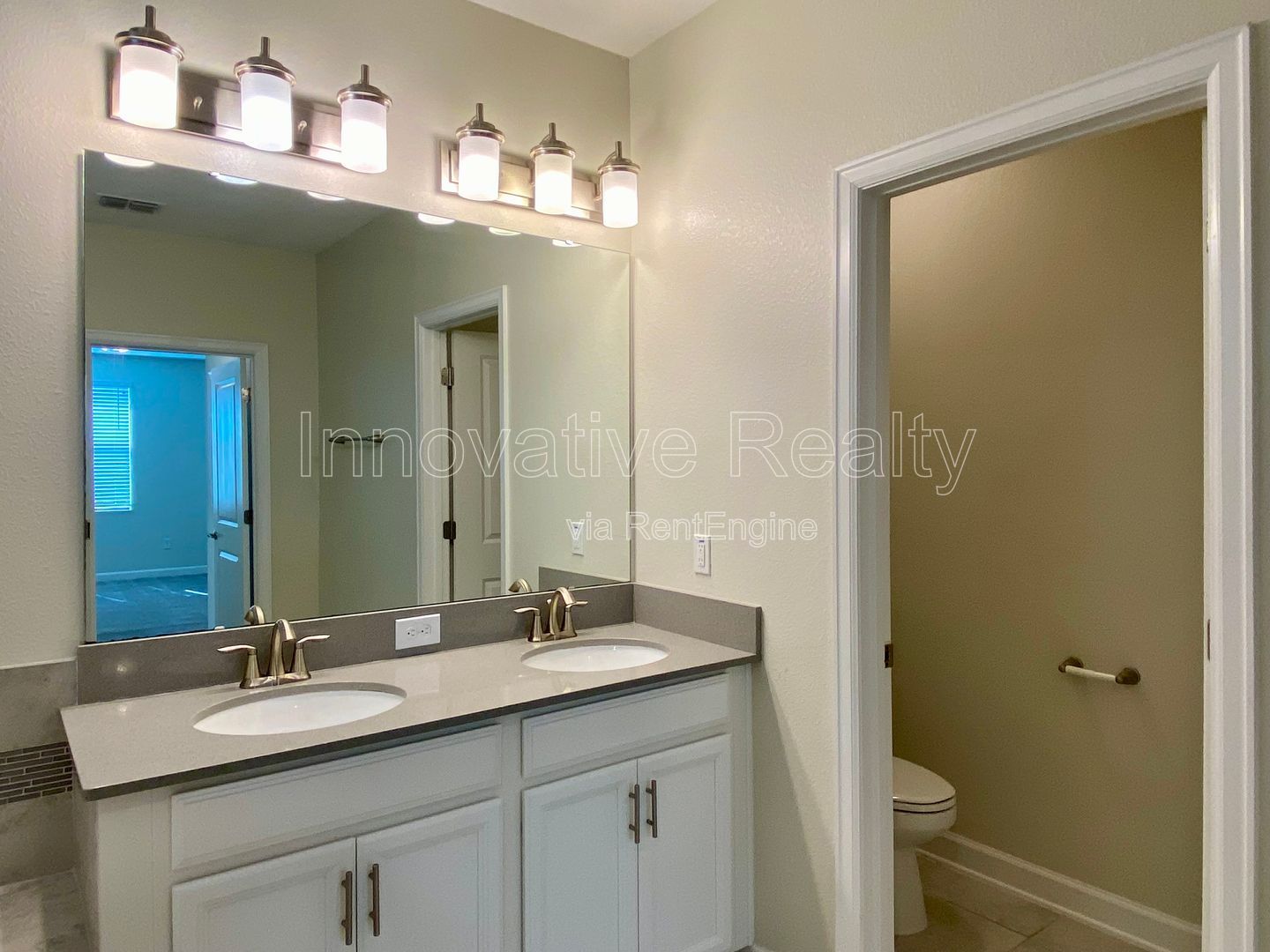 Gallery Image 31