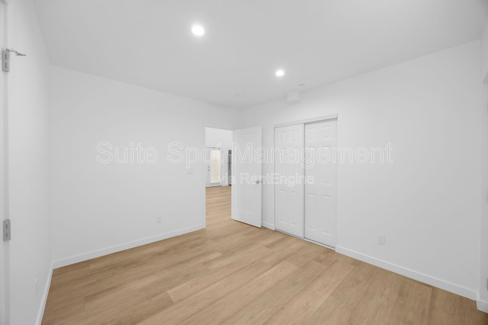 Gallery Image 19