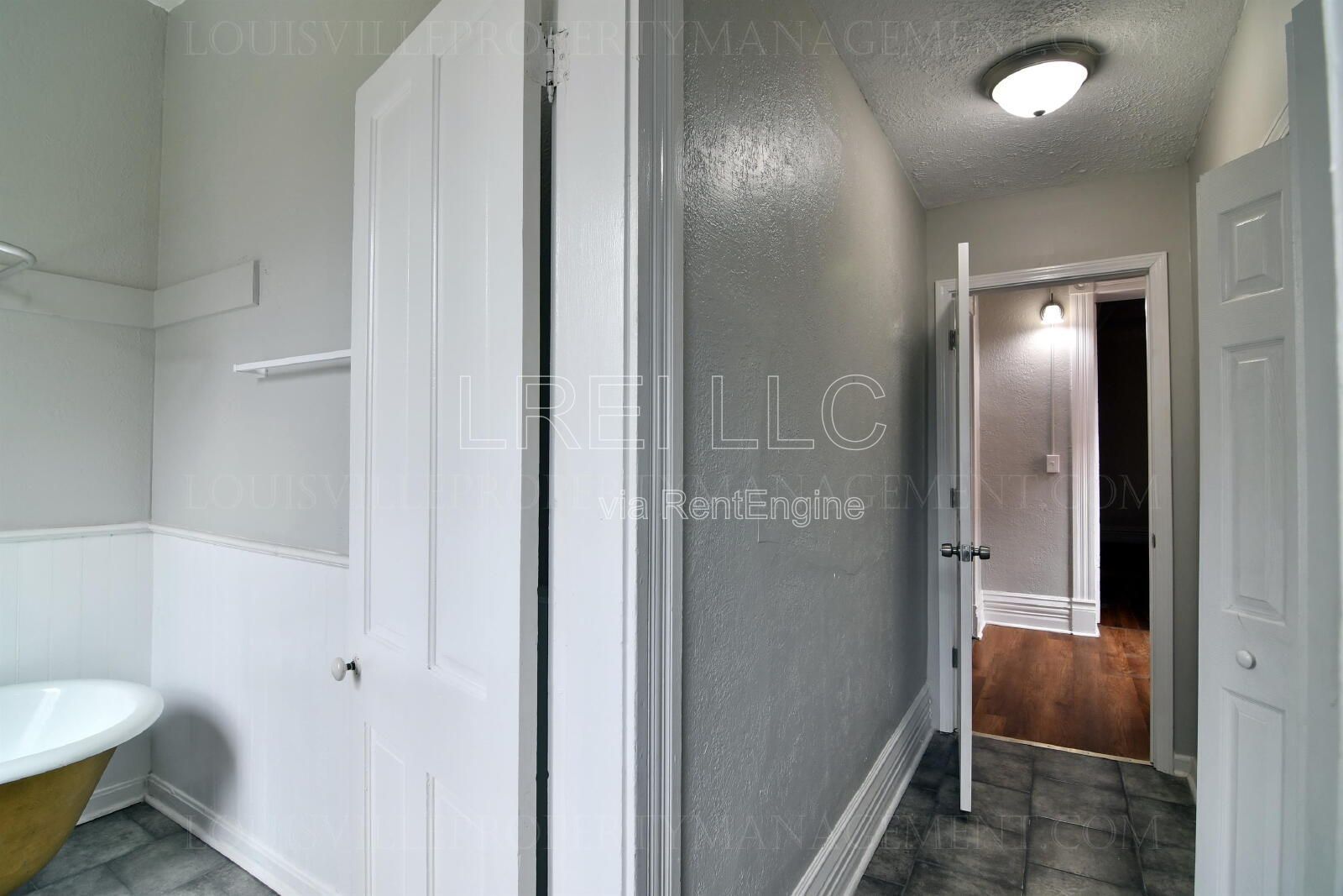 Gallery Image 14
