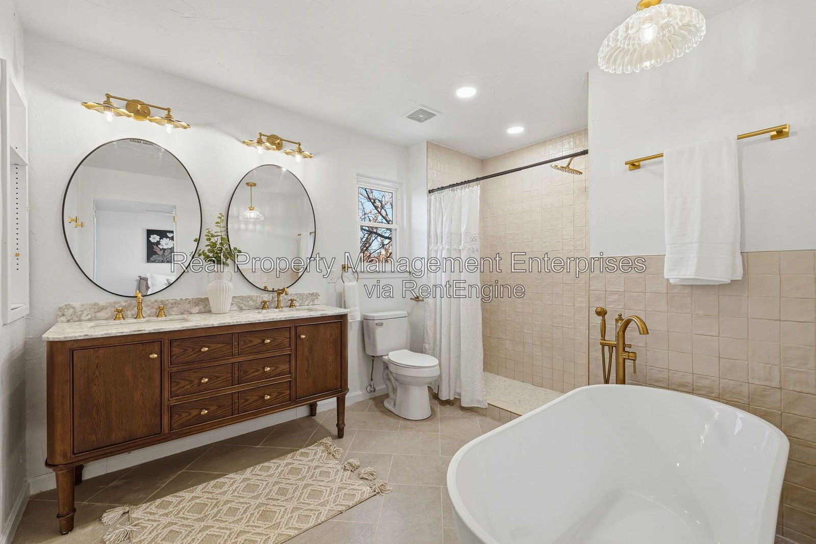 Gallery Image 37