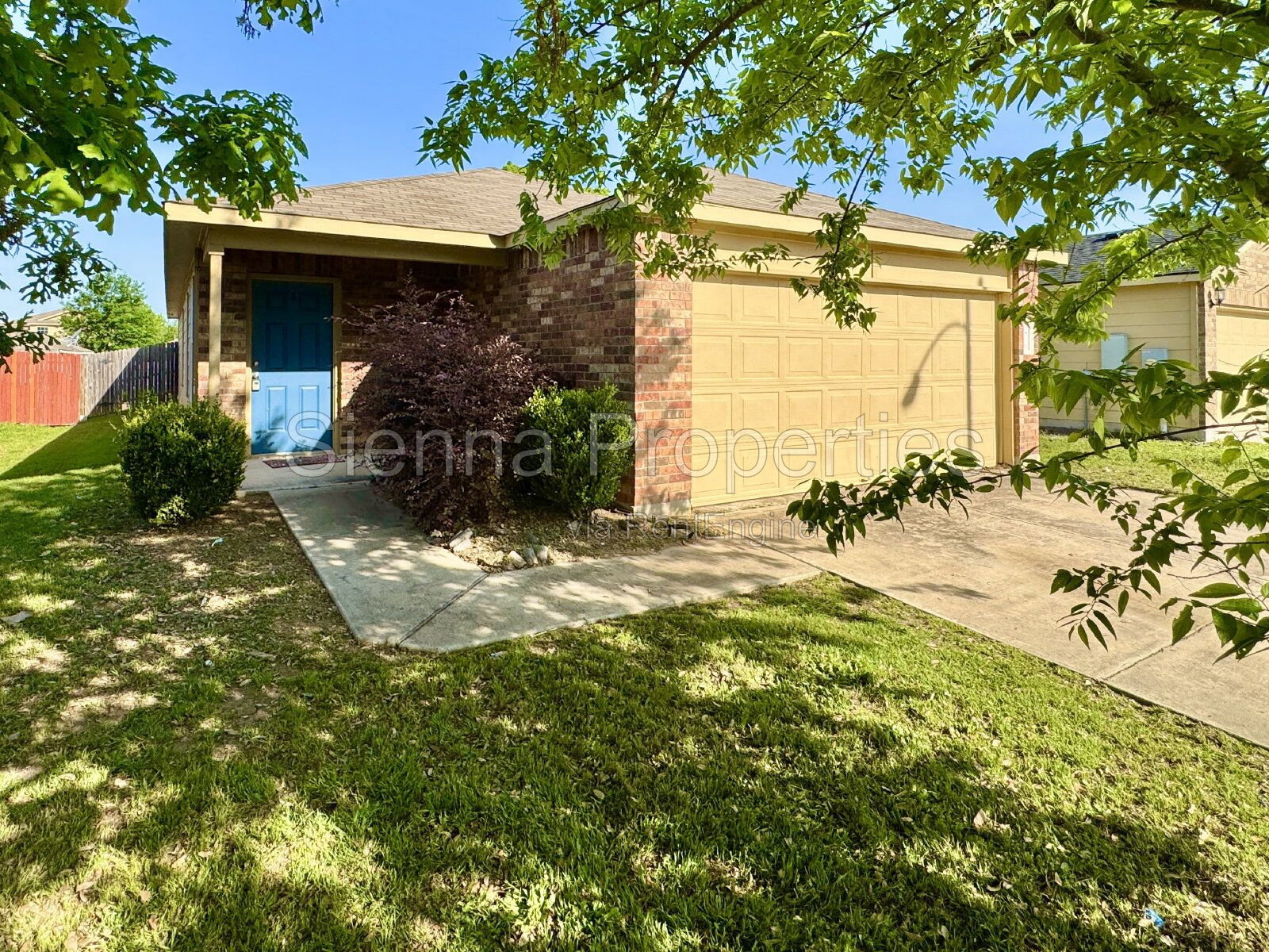 Gallery Image 0